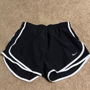 Black Nike shorts
